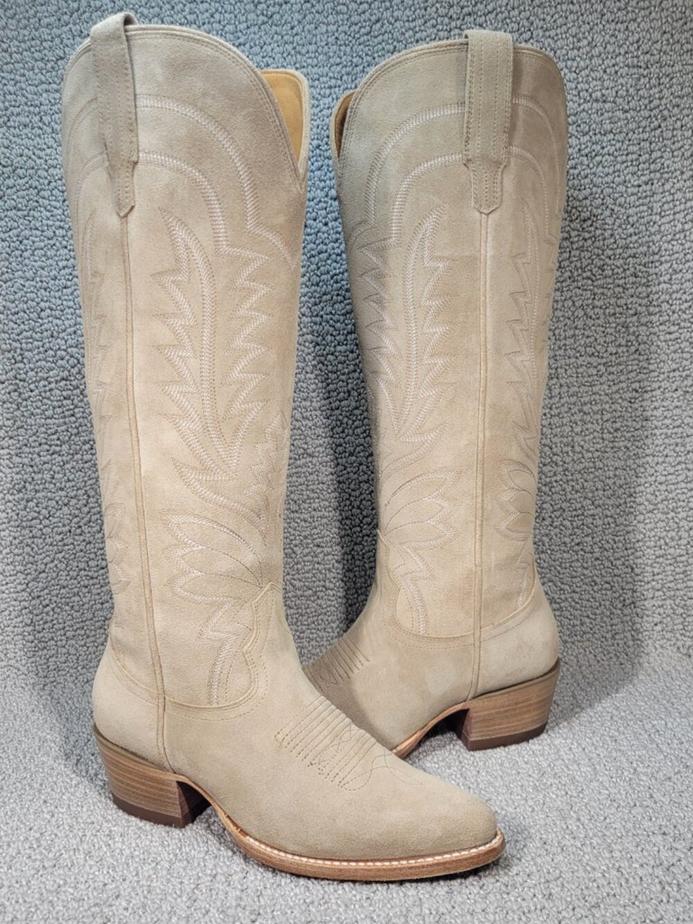 Tecovas The Abby Women's US Size 8B Driftwood Suede Cowgirl Boots - Picture 7 of 11